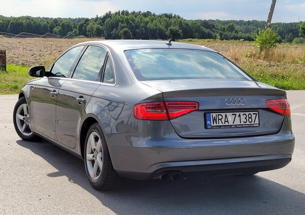 Audi A4 cena 43900 przebieg: 348000, rok produkcji 2012 z Pionki małe 704